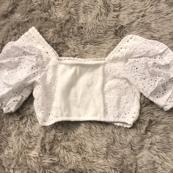 eyelet and crochet crop top from NY&Co - Picture 6 of 6